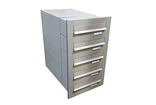 B-042 5er Edelstahl Mauerdurchwurf Briefkastenanlage mit Namensschild (Tiefe: 39-62 cm) - LETTERBOX24.de