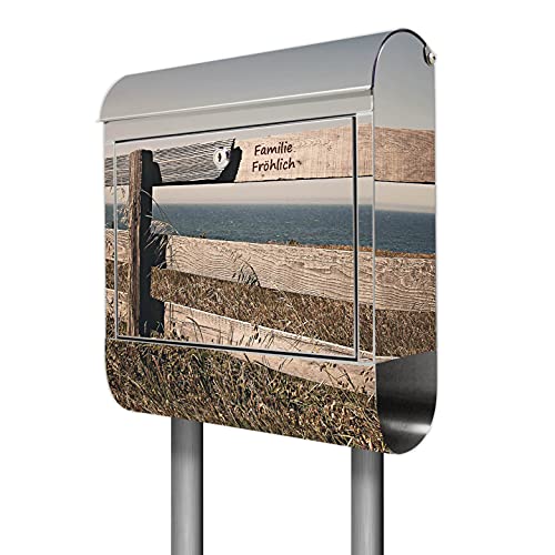 banjado® Briefkasten mit Standfuß personalisiert Motiv Zaun am Meer - Stand Briefkasten Edelstahl mit Zeitungsfach - Postbox/Postkasten A4 Einwurf inkl. Montagematerial & 2 Schlüssel